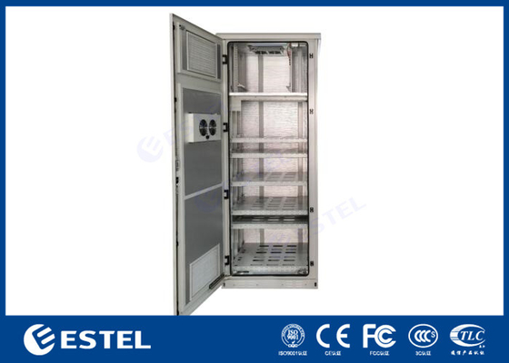 Contenitore per telecomunicazioni esterne in acciaio galvanizzato 32U dotato di 4 ventilatori di raffreddamento